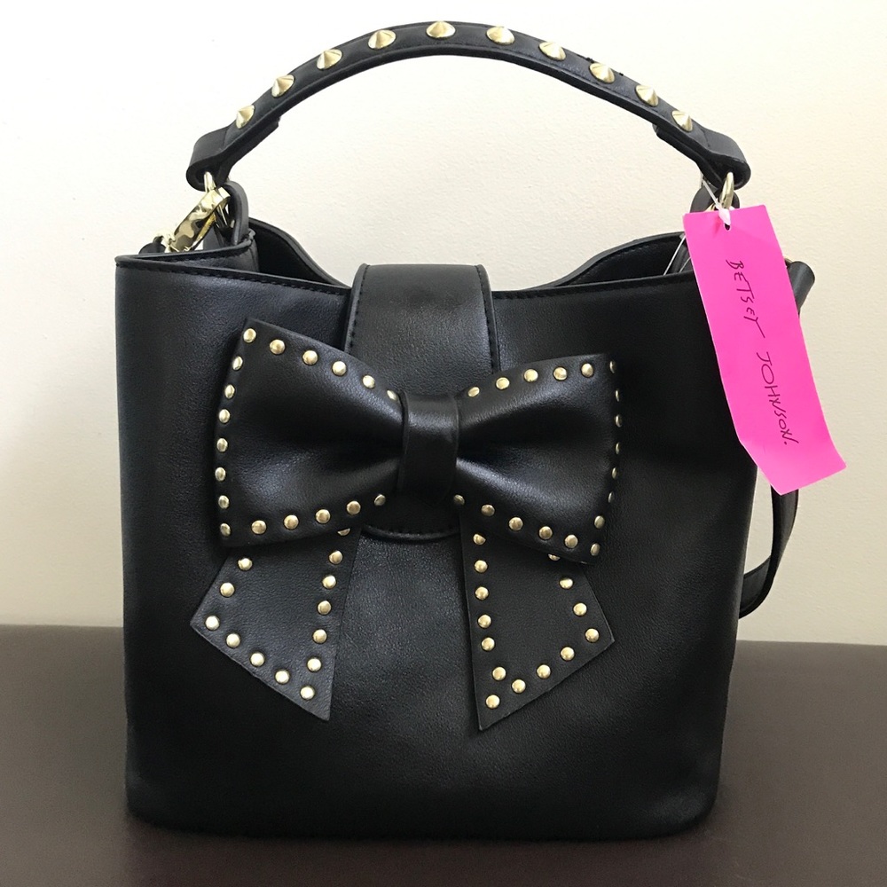 ❌ SOLD ❌ Betsey Johnson Bucket Tote Black